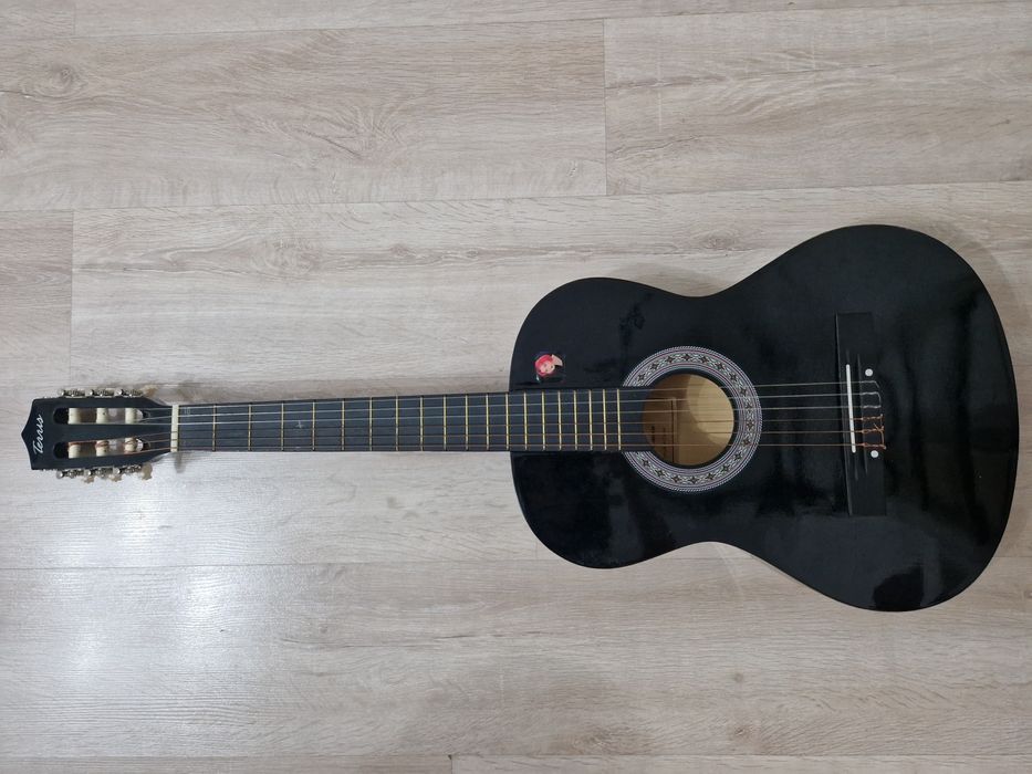 Гитара классическая шестиструнная