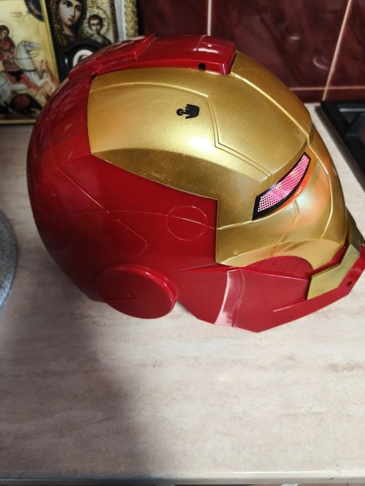 Casca Iron Man Aurie