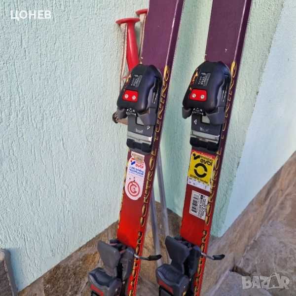 Скиорски обувки  ски и щеки