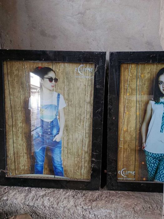 рекламный стенд /