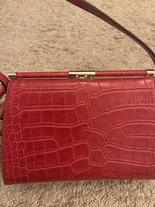 Дамска чанта Guess