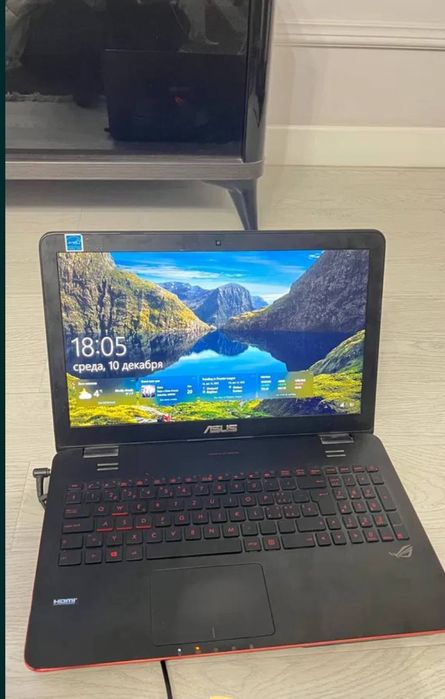 Noutbuk ASUS sotiladi