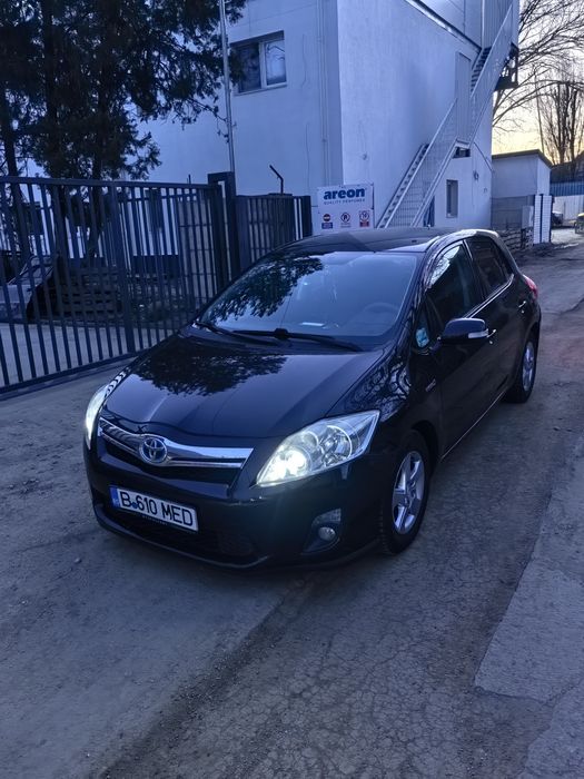 Toyota Auris 2011