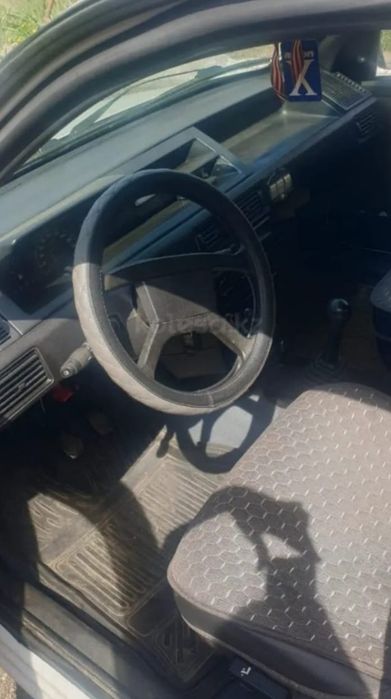 Продам машину на ходу.