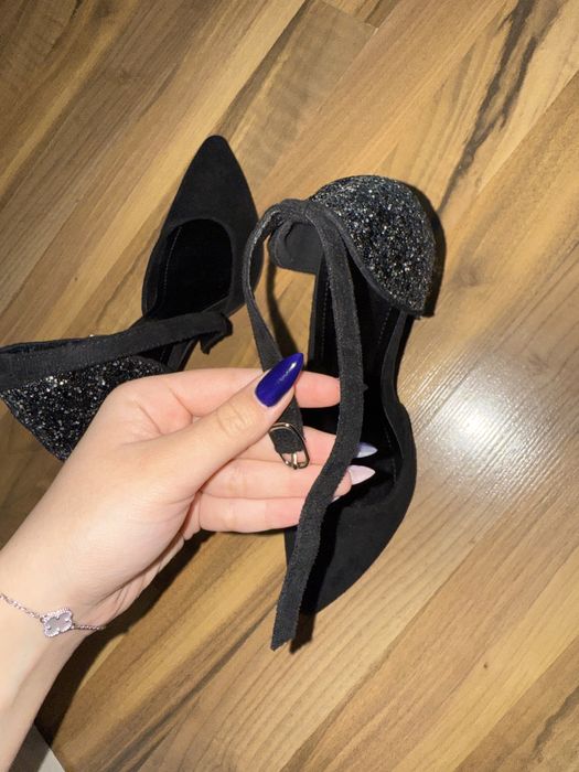 Черни обувки на ток – 37 размер