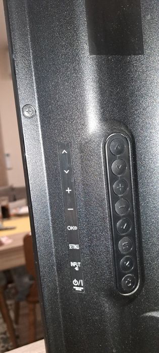 телевизор LG42LA620S