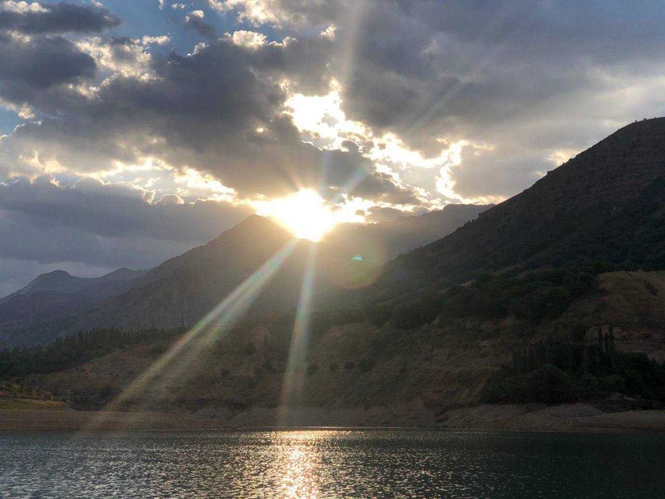 Продается прекрасный дом у озера. Сиджак.