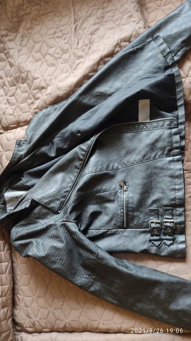 Дамско кожено яке