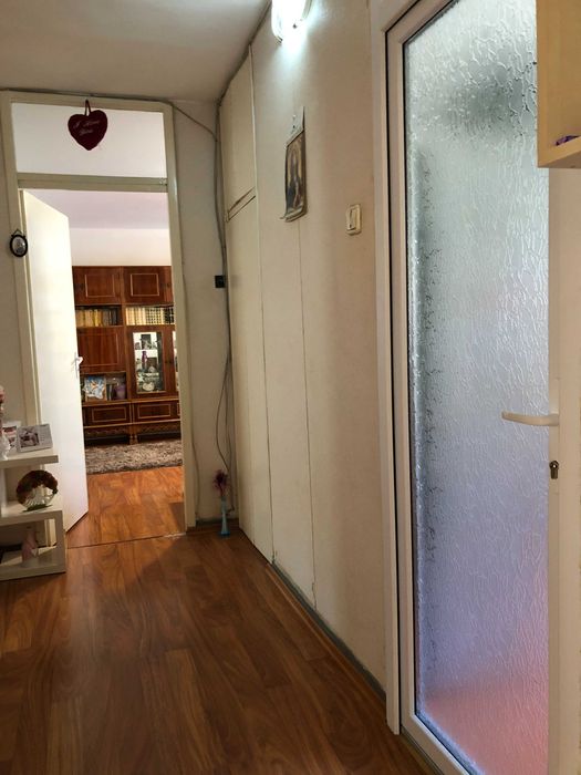 Vând apartament 3 camere decomandate , bilateral, etaj 2/4, zona Brazdă/bld Dacia, bloc 1989, 75.42 mp