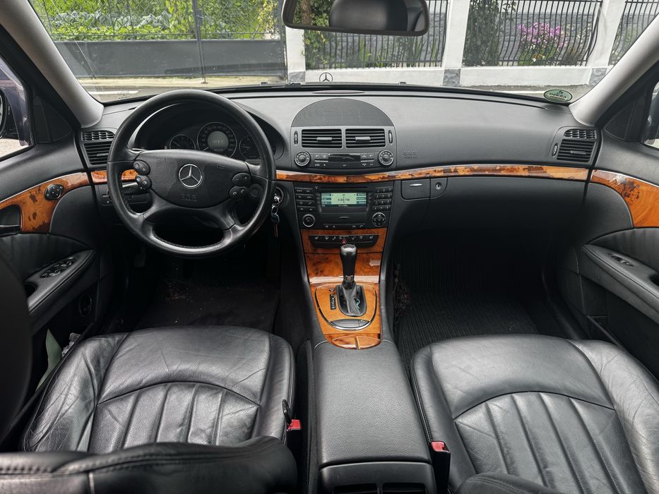 Mercedes Benz E clase W221