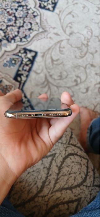 Iphone xs sotiladi srochno