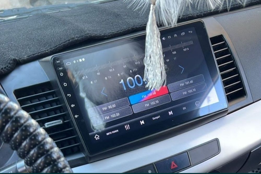 Срочно продам андроид магнитолу