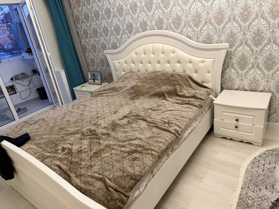 Спальный гарнитур