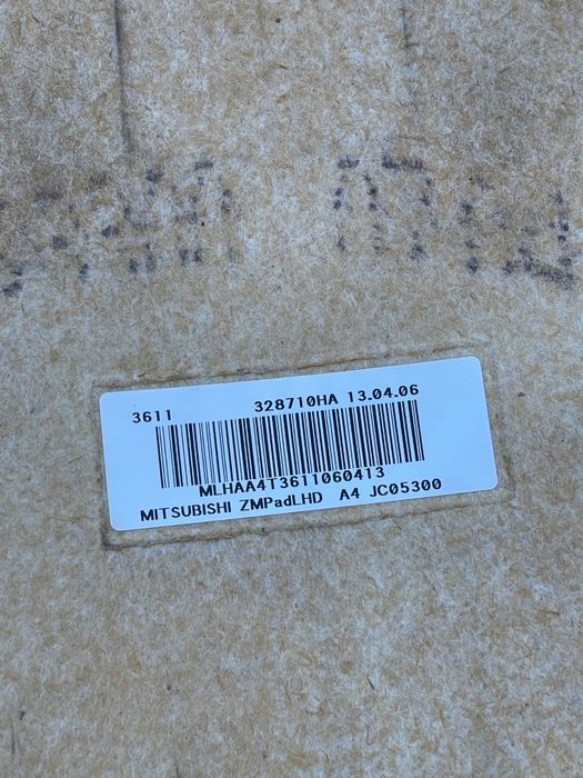 Plansa Bord Mitsubishi Colt Vi Z3_A, Z2_A 2002 - 2012 Mr951727