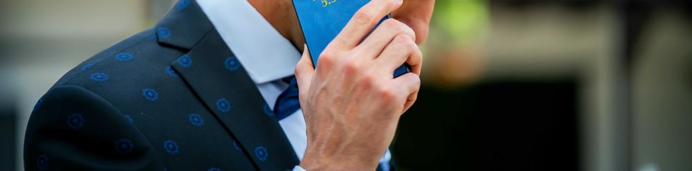 -50% Мъжки черен костюм + обувки и аксесоари Carducci