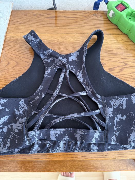Vand bustiera Nike