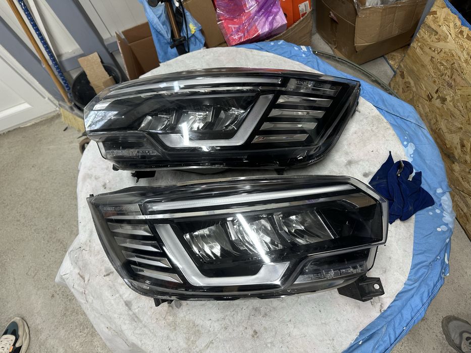 Faruri stânga dreapta full led renault master.cod:1ex014721-02.