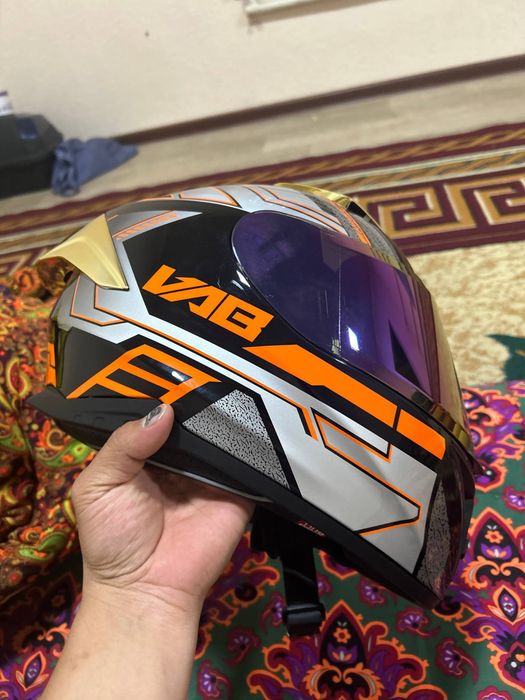 Moto shlem taza Hamilyon vizr