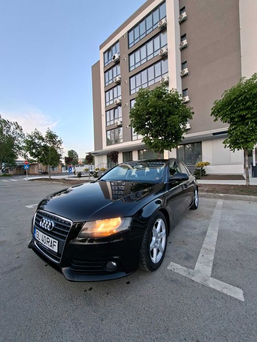 Vând Audi A4 B8
