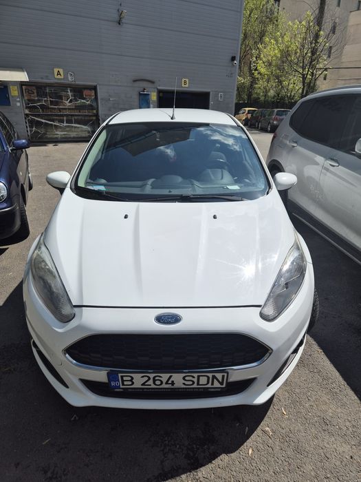 Vand Ford Fiesta