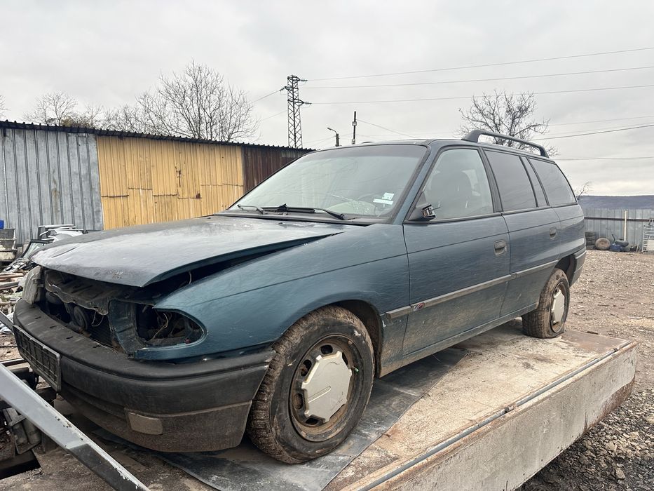 Opel Astra F 1.6 16v Ecotec (101 к.с.) – На части