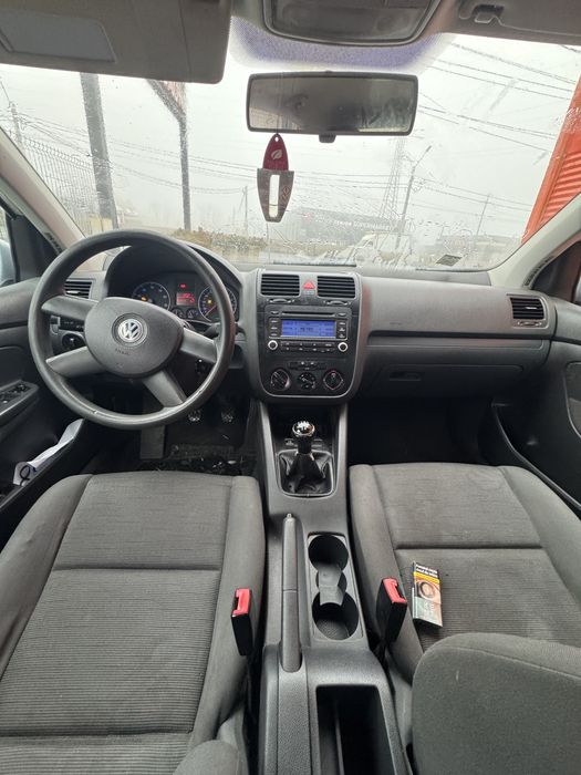 Volkwagen Golf 5 1.4 16v