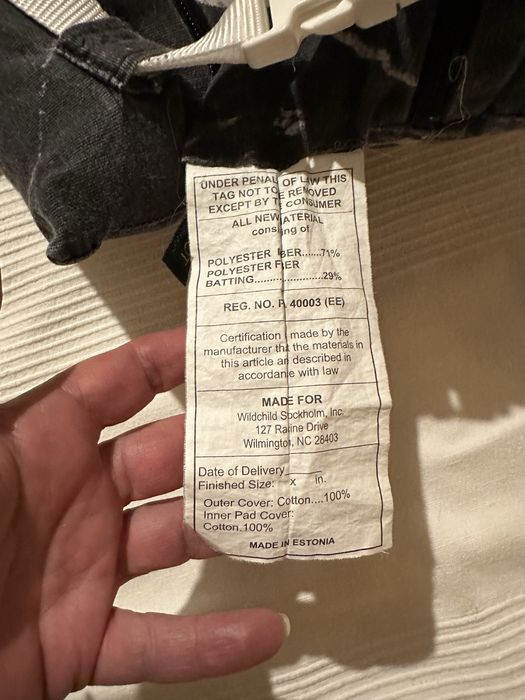 Възглавница, тип легло за новородено