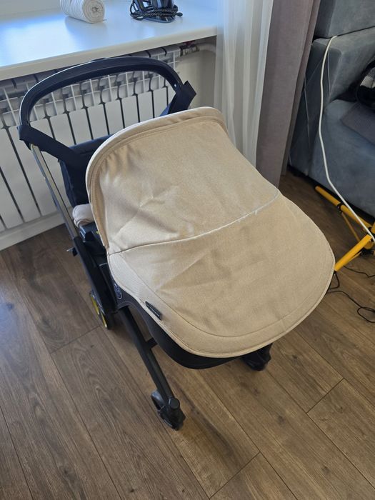 Автокресло-коляска , аналог Doona