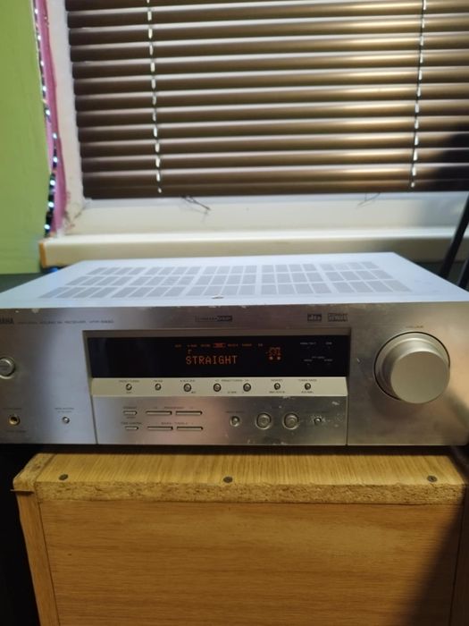 Продавам Yamaha HTR-5930