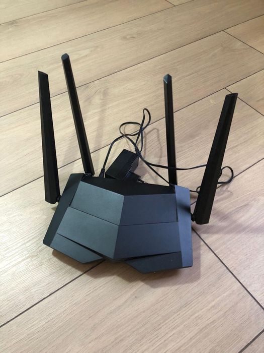 Router Tenda AC1200