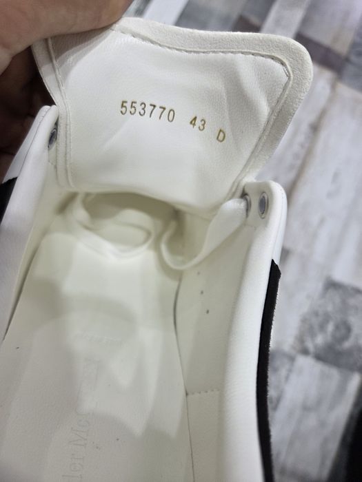 Adidasi Alexander McQueen