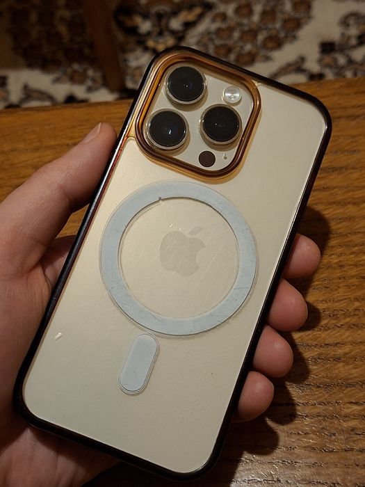 IPhone 14 pro Gold 128 GB