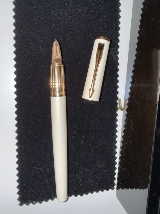 Stilou 5th Element Parker Sonnet