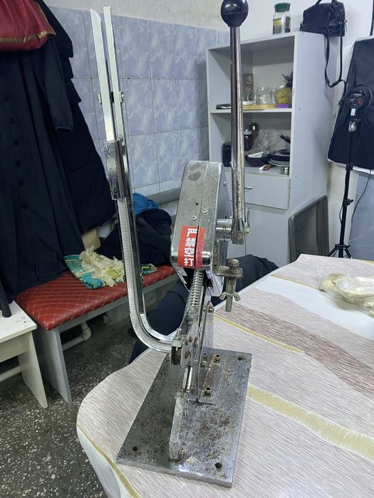 Клипсатор для колбасы