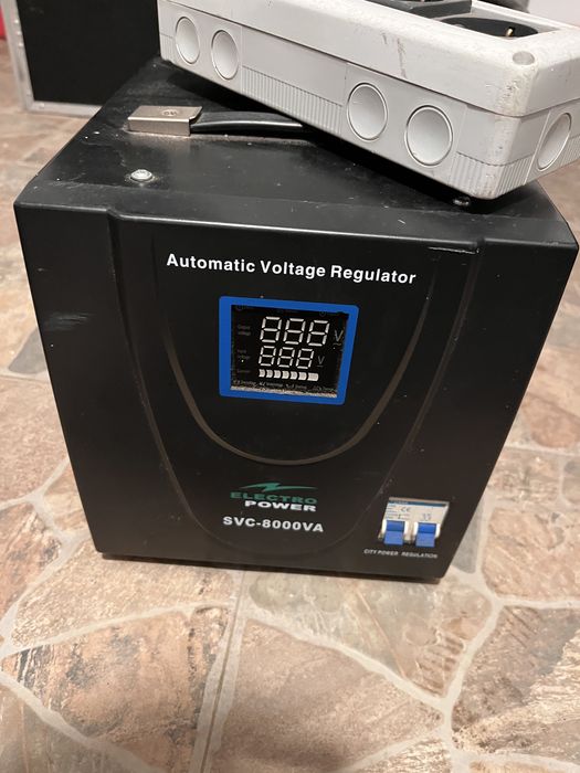 Stabilizator de tensiune