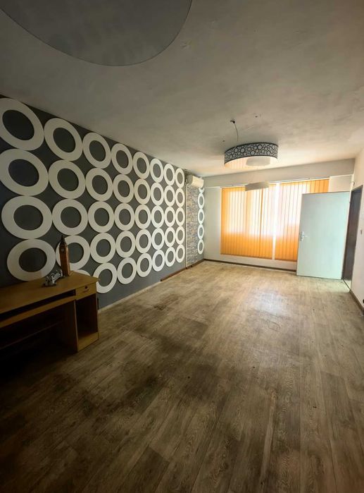 Продава се Промишлена сграда в Разград, Орел - 153 кв.м за 644 €/кв.м - Снимка #2