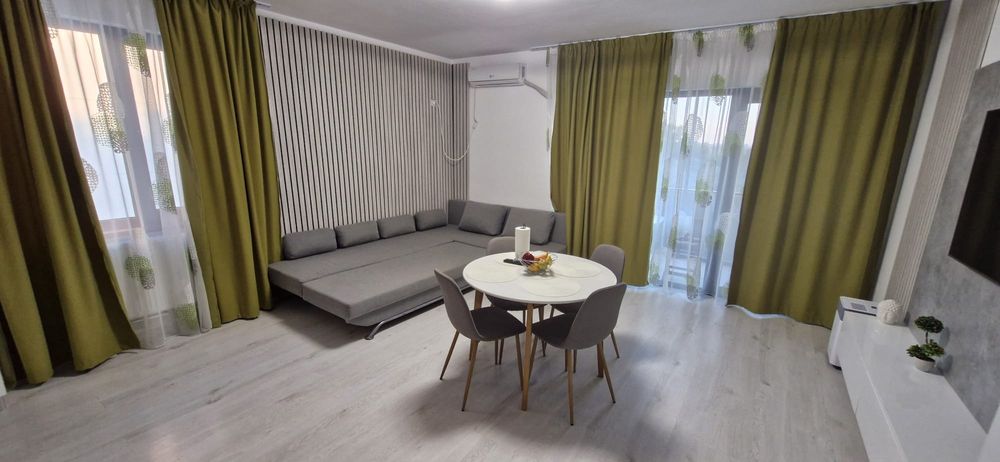 Inchiriez apartament 2 camere mamaia nord