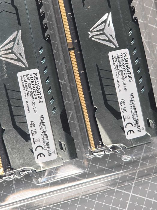 Kit 2 x 8GB Memorie RAM Patriot Viper Steel 16GB DDR4 3200MHz –