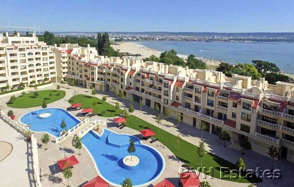 Тристаен апартамент с морска гледка във Varna Southbay Residence