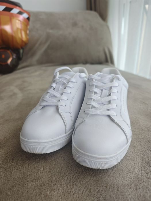 Бели кецове Tommy Hilfiger
