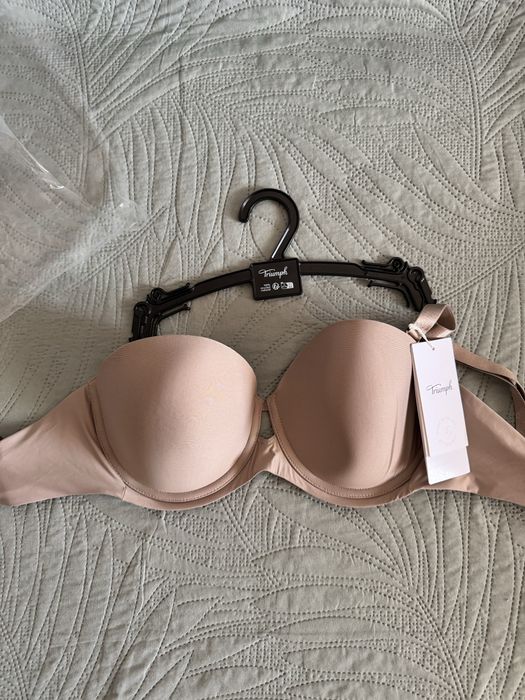 Sutien Triumph nou,eticheta