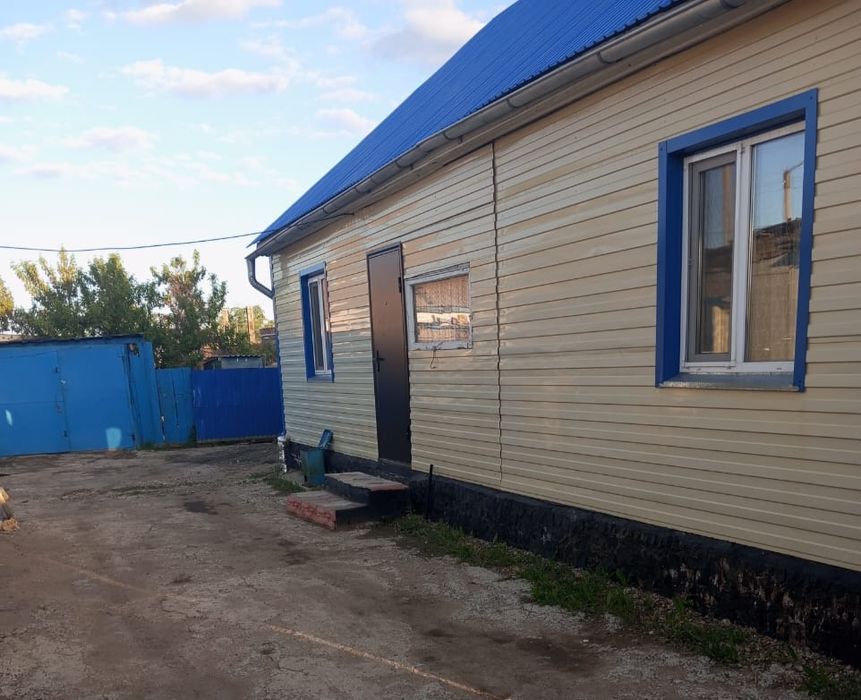 Продам дом с времянкой