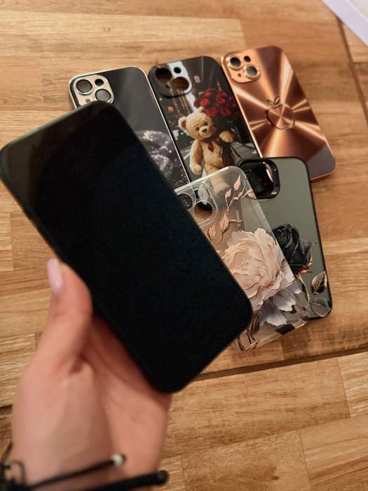 Vând iphone 15 de 128 gb