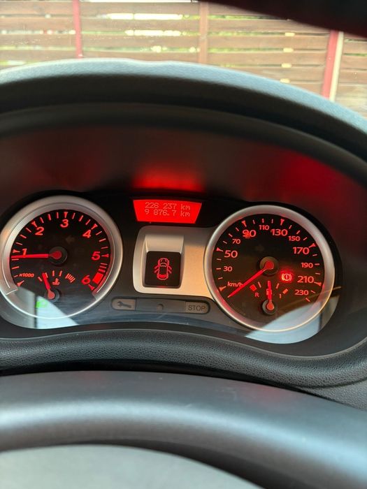 Renault Clio 3 Grandtour 1.5 dCi 110cp