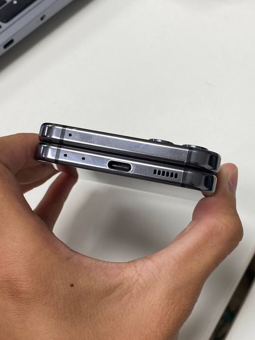 Samsung Galaxy Z Flip5 8/512GB