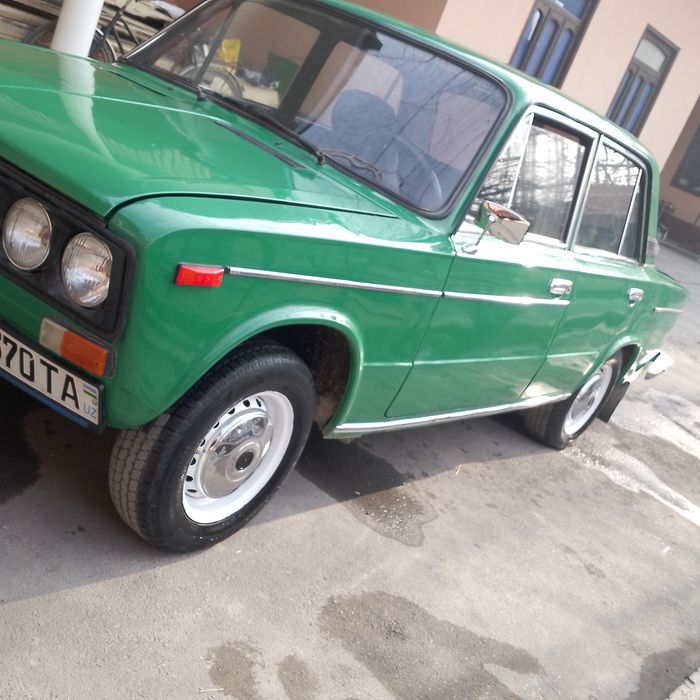 Jiguli 2103 yili 1980yil surochni sotiladi