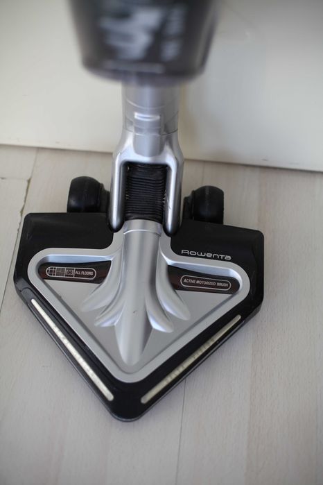 Безжична вертикална прахосмукачка Rowenta Air Force Extreme Pro
