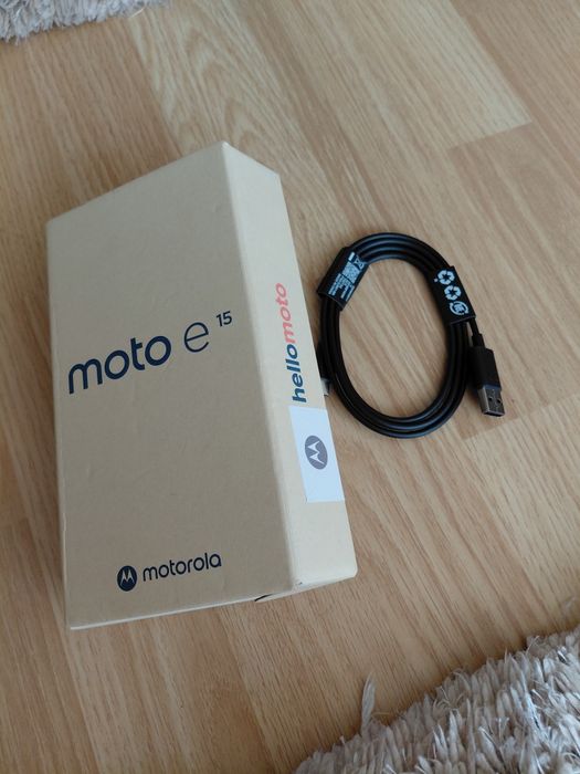 Telefon  mobil,  motorola e 15