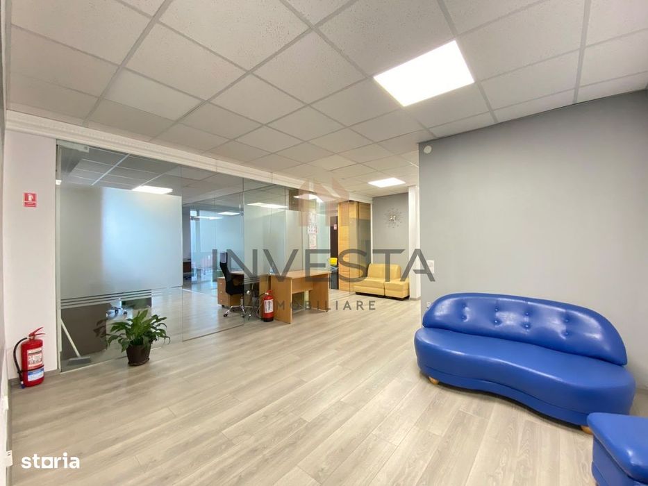Apartament cu 4 camere decomandat, parcare, etaj intermediar, Centru! — fotografia 1