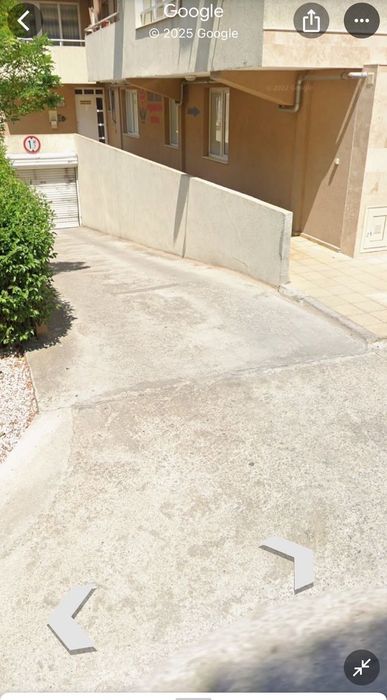 Дава се под наем Гараж / Паркомясто в Варна, м-т Траката - 15 кв.м за 127.5 € - Снимка #2